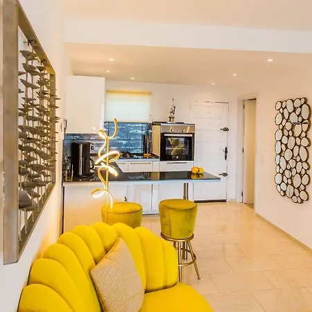Apartment Suite Moorea Marbella