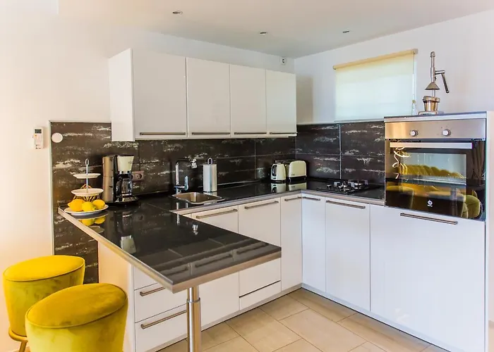 Bora Bora Apartman Marbella